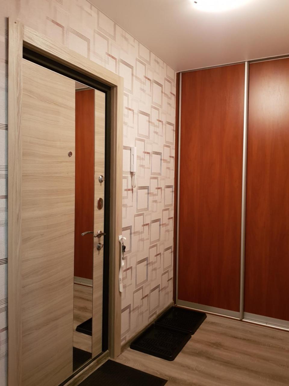 Apartment On Metro Mihalova Minsk Exteriör bild